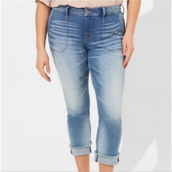 TORRID -020 Crop Boyfriend Jeans Vintage Stretch Denim Cropped Medium Wash sz 18 - Picture 2 of 12